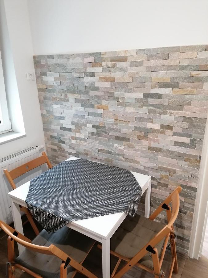 Alex Apartman Sopron Zewnętrze zdjęcie
