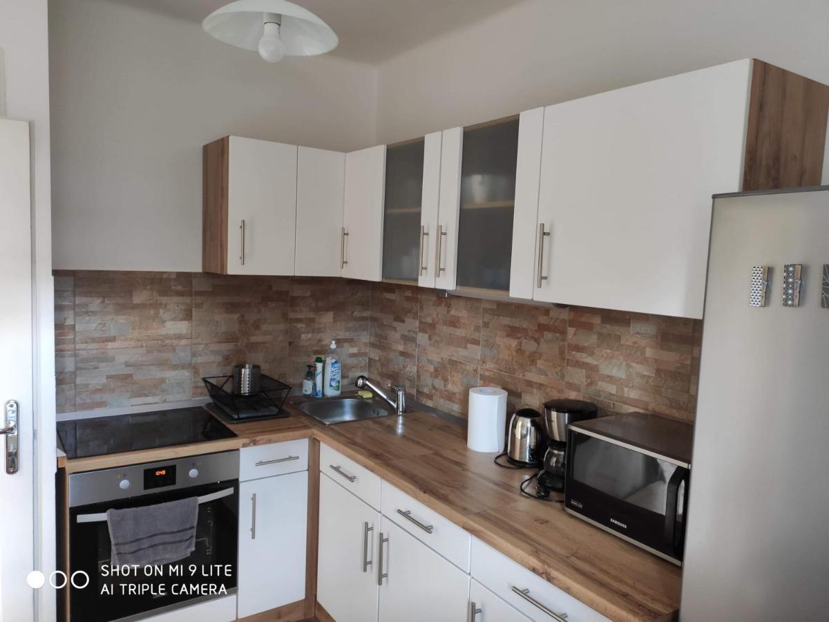 Alex Apartman Sopron Zewnętrze zdjęcie
